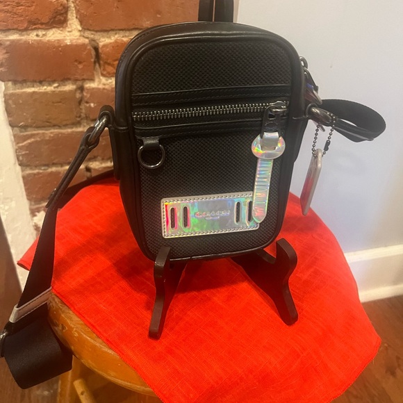 Coach Terrain Holographic Crossbody Side Bag Black Men’s Multicolor Rare - Picture 1 of 13